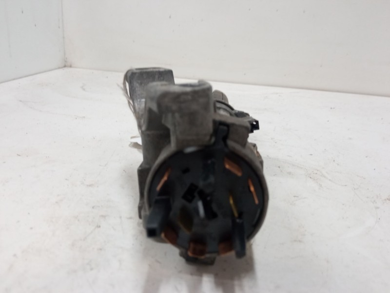 Recambio de clausor para volkswagen polo iv (9n_, 9a_) 1.4 tdi referencia OEM IAM 4B0905851  