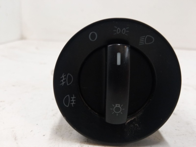 Recambio de conmutador de luces para volkswagen polo iv (9n_, 9a_) 1.4 tdi referencia OEM IAM 6Q0941531C  