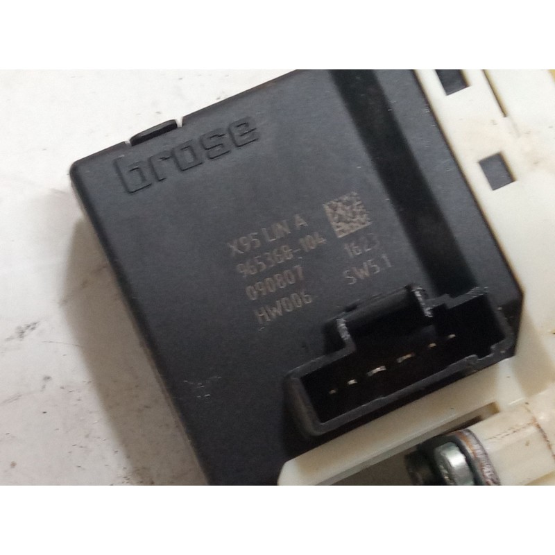 Recambio de elevalunas electrico trasero izquierdo para renault megane iii hatchback (bz0/1_, b3_) 1.6 16v (bz1b, bz1h) referenc