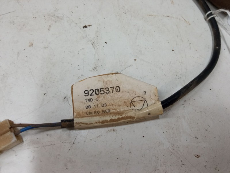 Recambio de anclaje cinturon delantero derecho para renault kangoo (kc0/1_) 1.9 dci 4x4 referencia OEM IAM   