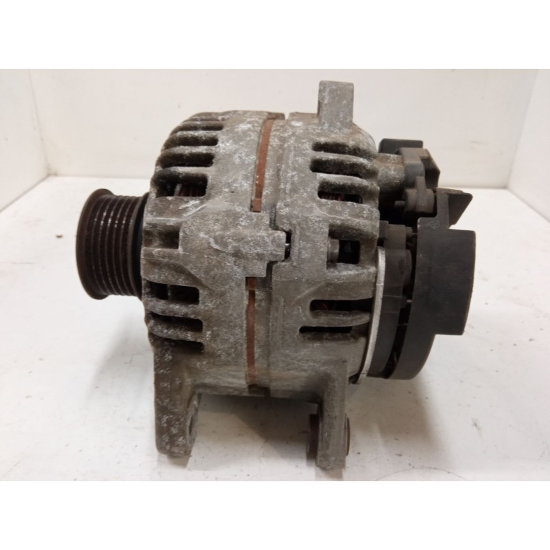 Recambio de alternador para renault megane iii hatchback (bz0/1_, b3_) 1.6 16v (bz1b, bz1h) referencia OEM IAM 8200660025A  