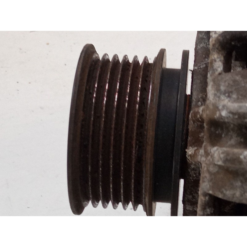 Recambio de alternador para renault megane iii hatchback (bz0/1_, b3_) 1.6 16v (bz1b, bz1h) referencia OEM IAM 8200660025A  