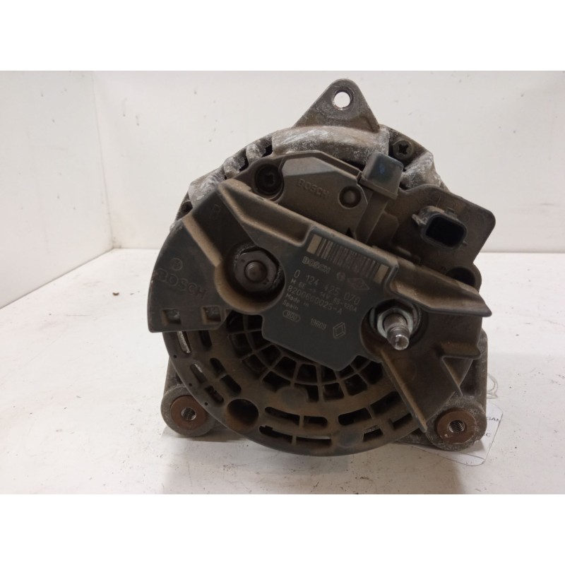 Recambio de alternador para renault megane iii hatchback (bz0/1_, b3_) 1.6 16v (bz1b, bz1h) referencia OEM IAM 8200660025A  