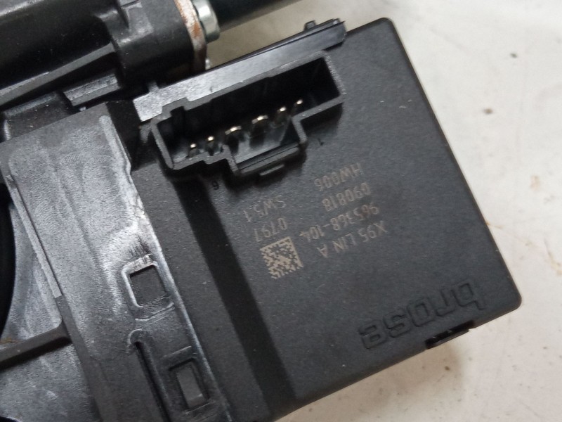 Recambio de elevalunas electrico delantero derecho para renault megane iii hatchback (bz0/1_, b3_) 1.6 16v (bz1b, bz1h) referenc