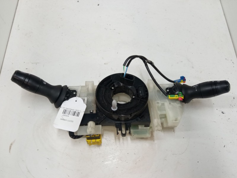Recambio de mando luces para renault megane iii hatchback (bz0/1_, b3_) 1.6 16v (bz1b, bz1h) referencia OEM IAM   