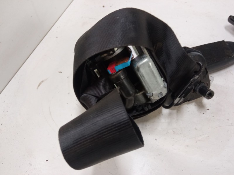 Recambio de cinturon seguridad delantero derecho para renault megane iii hatchback (bz0/1_, b3_) 1.6 16v (bz1b, bz1h) referencia
