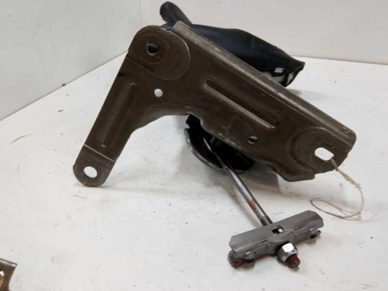 Recambio de palanca freno mano para renault megane iii hatchback (bz0/1_, b3_) 1.6 16v (bz1b, bz1h) referencia OEM IAM   