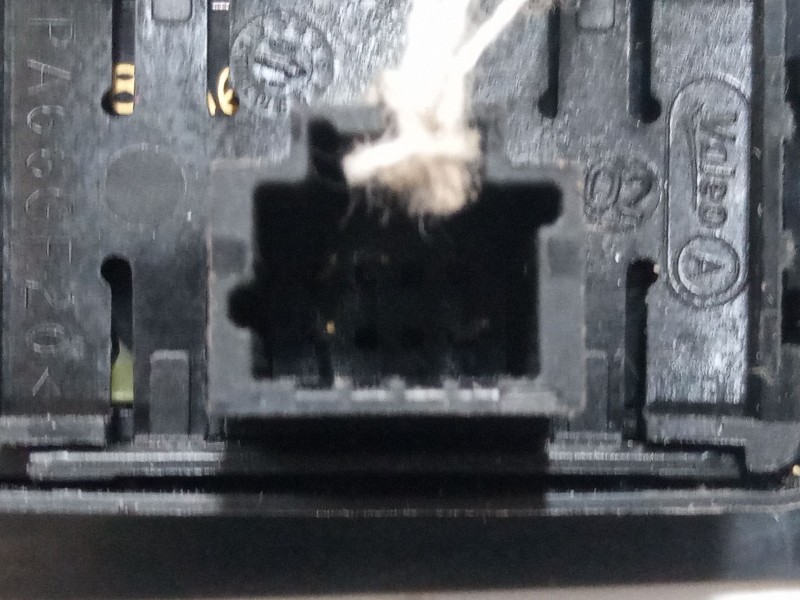 Recambio de mando elevalunas trasero derecho para renault megane iii hatchback (bz0/1_, b3_) 1.6 16v (bz1b, bz1h) referencia OEM