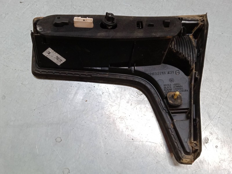 Recambio de piloto trasero porton izquierdo para citroën c5 ii (rc_) 1.6 hdi (rc8hzb) referencia OEM IAM   