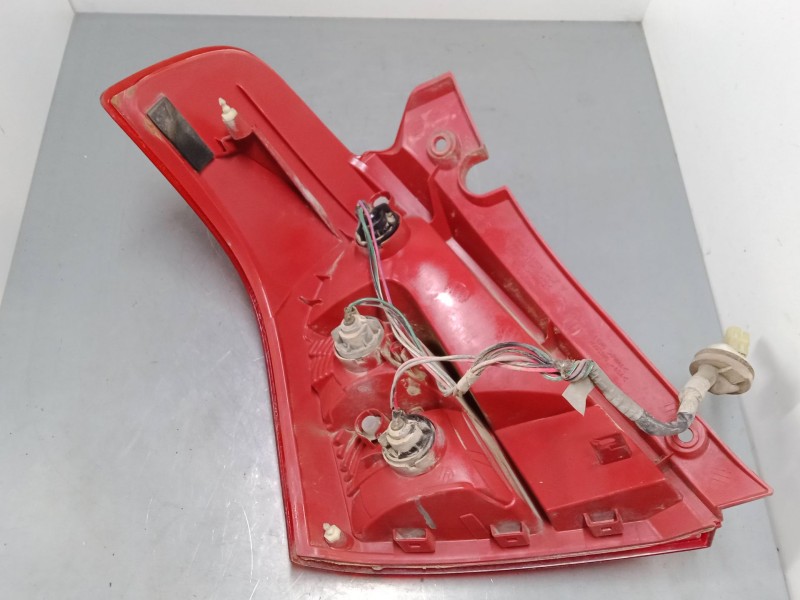 Recambio de piloto trasero derecho para suzuki swift iii (mz, ez) 1.3 (rs 413) referencia OEM IAM   