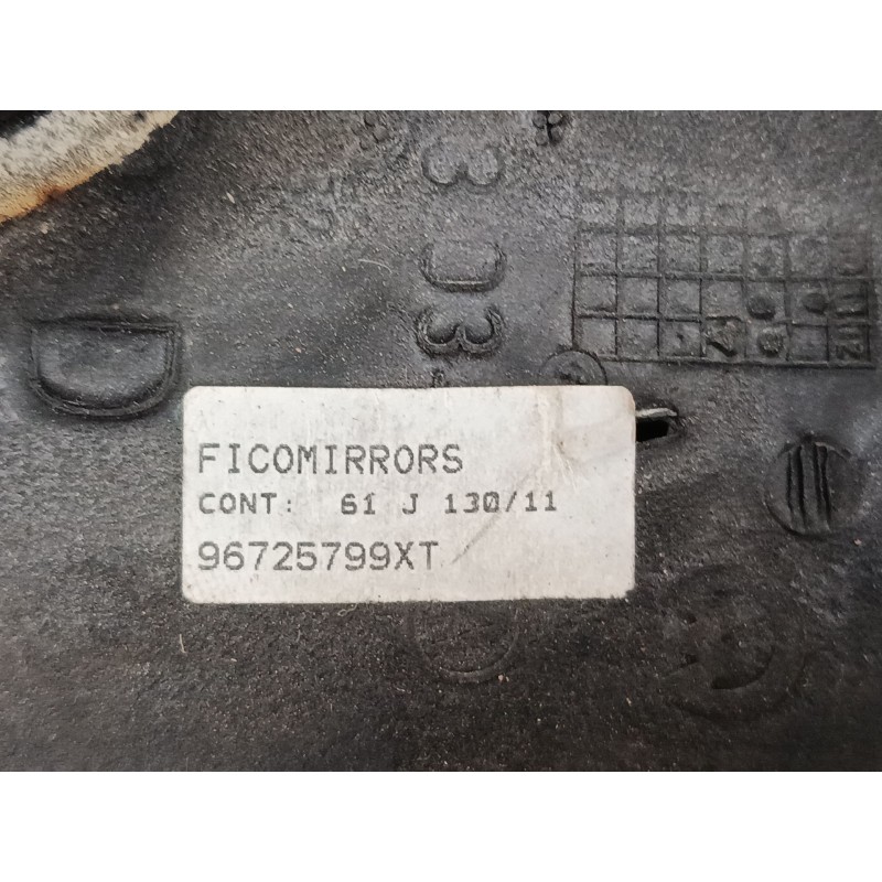 Recambio de retrovisor electrico derecho para peugeot 206 hatchback (2a/c) 1.4 i referencia OEM IAM 96725799XT  
