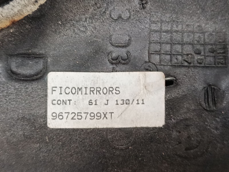 Recambio de retrovisor electrico derecho para peugeot 206 hatchback (2a/c) 1.4 i referencia OEM IAM 96725799XT  