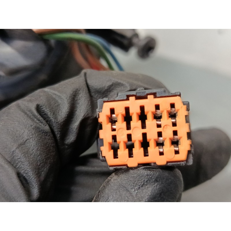 Recambio de retrovisor electrico izquierdo para peugeot 206 hatchback (2a/c) 1.4 i referencia OEM IAM 96725644XT  