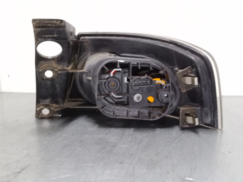 Recambio de piloto trasero izquierdo para seat ibiza iii (6l1) 1.4 tdi referencia OEM IAM 6l694509  