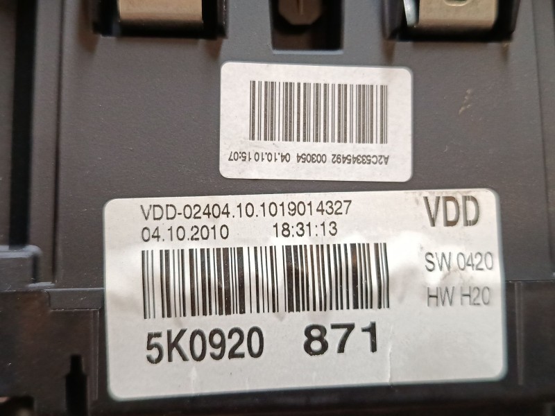 Recambio de cuadro instrumentos para volkswagen golf vi (5k1) 1.2 tsi referencia OEM IAM 5K0920871  