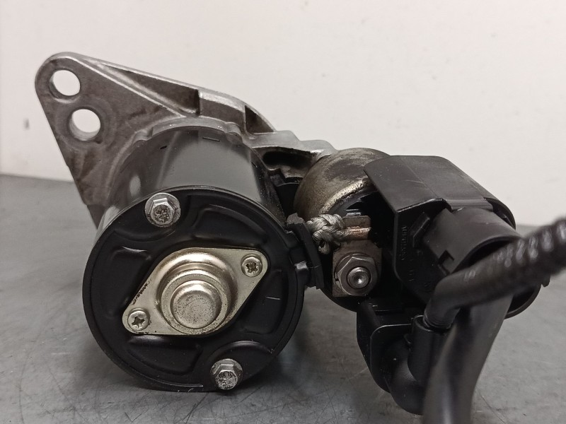 Recambio de motor arranque para volkswagen golf vi (5k1) 1.2 tsi referencia OEM IAM 0AH911023A  