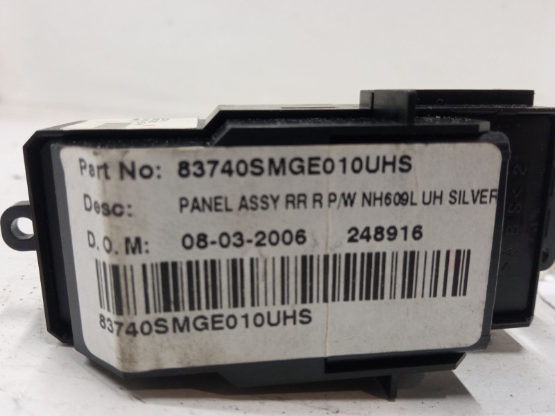 Recambio de mando elevalunas trasero derecho para honda civic viii hatchback (fn, fk) 2.2 ctdi (fk3) referencia OEM IAM 83740SMG