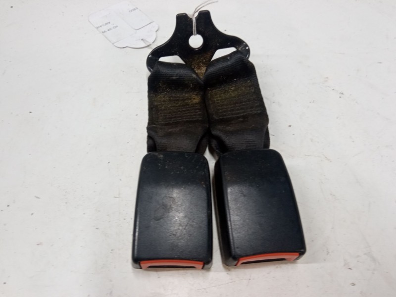 Recambio de anclaje cinturon trasero izquierdo para ford fiesta iii (gfj) 1.1 referencia OEM IAM   
