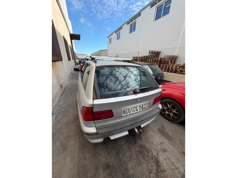 bmw 5 touring (e39) del año 2009