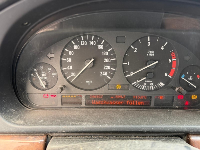 bmw 5 touring (e39) del año 2009