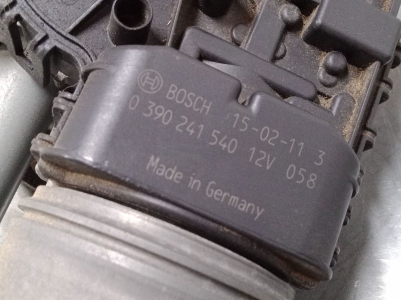 Recambio de motor limpia delantero para peugeot 208 i (ca_, cc_) 1.2 vti 82 referencia OEM IAM 9673222580  