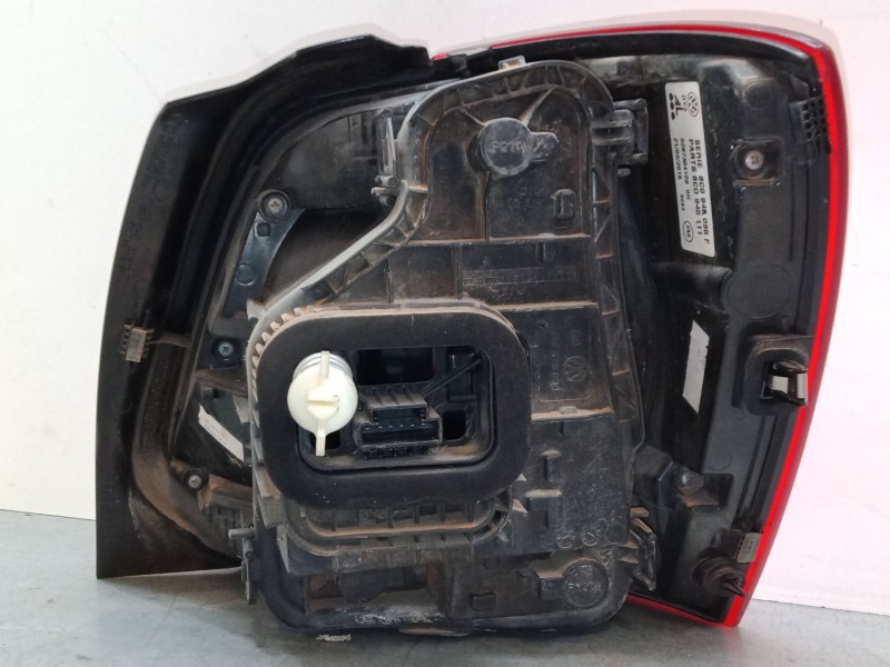 Recambio de piloto trasero izquierdo para volkswagen polo v (6r1, 6c1) 1.4 tdi referencia OEM IAM 6C0945095F  