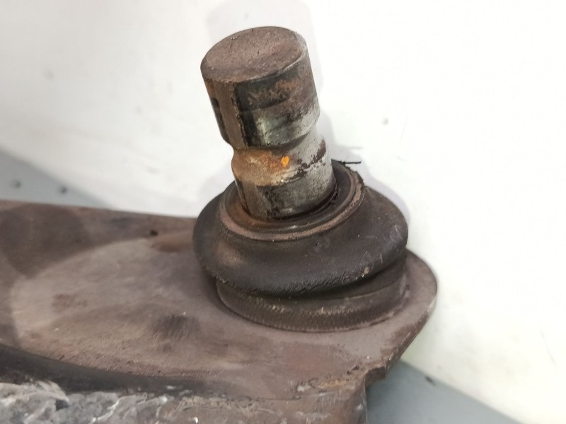 Recambio de brazo suspension inferior delantero derecho para mazda cx-5 (ke, gh) 2.2 d (ke2fw) referencia OEM IAM   