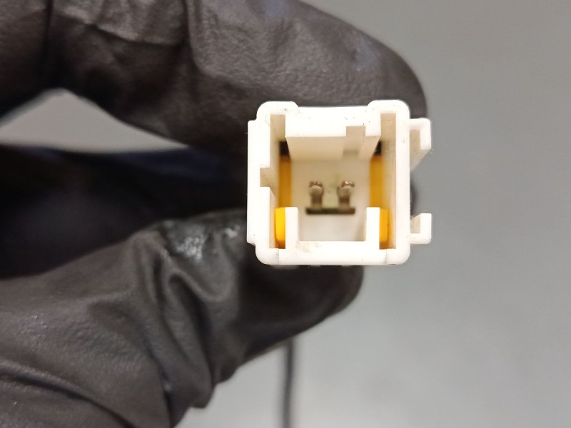 Recambio de anclaje cinturon delantero izquierdo para citroën c4 picasso i monospace (ud_) 1.6 hdi 110 referencia OEM IAM   