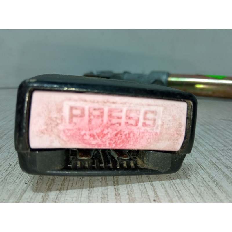 Recambio de anclaje cinturon delantero derecho para renault clio ii (bb_, cb_) 1.9 d (b/cb0e, bb0j) referencia OEM IAM 5505872AA