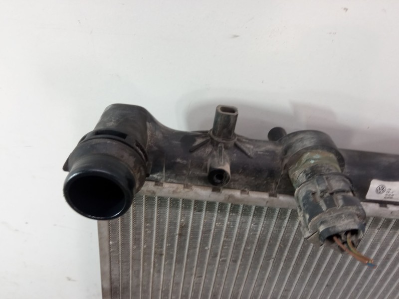 Recambio de radiador agua para volkswagen polo iv (9n_, 9a_) 1.4 tdi referencia OEM IAM 6Q0121253R  