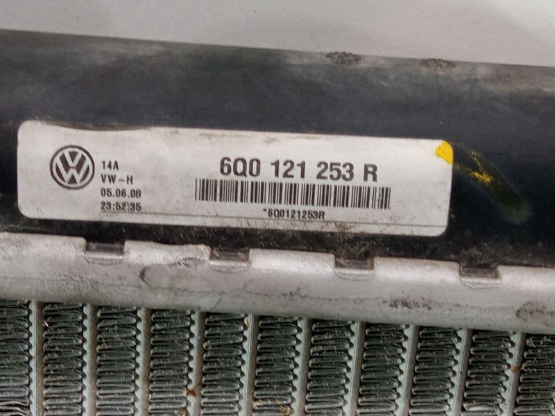 Recambio de radiador agua para volkswagen polo iv (9n_, 9a_) 1.4 tdi referencia OEM IAM 6Q0121253R  