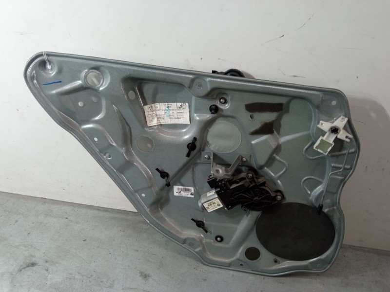 Recambio de elevalunas electrico trasero izquierdo para volkswagen polo iv (9n_, 9a_) 1.4 tdi referencia OEM IAM 6Q4839401L  