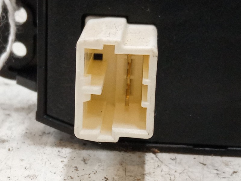 Recambio de interruptor multiple tablero para kia cee´d hatchback (ed) 1.4 referencia OEM IAM 937001H000  