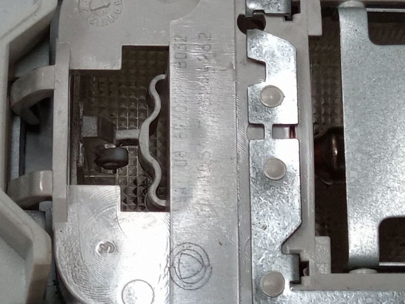 Recambio de luz interior trasera para fiat 500l (351_, 352_) 1.4 (199lyb1b) referencia OEM IAM   