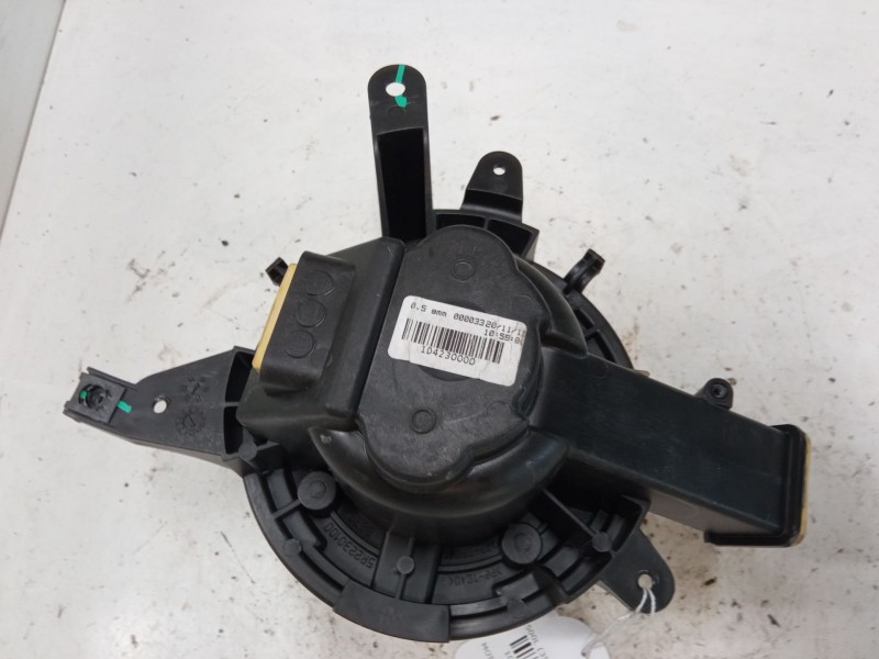 Recambio de motor calefaccion para fiat 500l (351_, 352_) 1.4 (199lyb1b) referencia OEM IAM 1D4230000  
