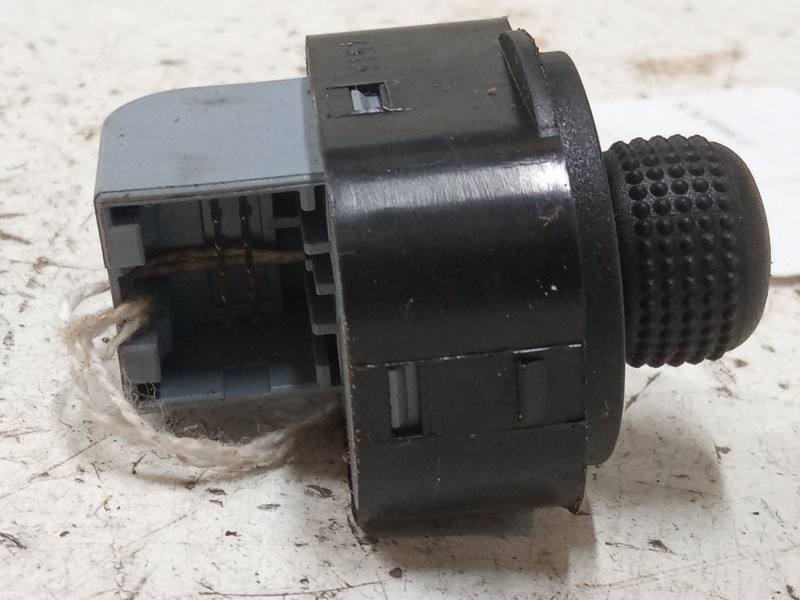 Recambio de mando retrovisor para fiat 500l (351_, 352_) 1.4 (199lyb1b) referencia OEM IAM   