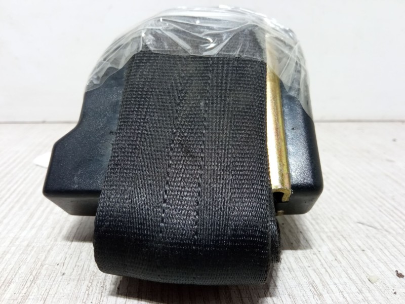Recambio de cinturon seguridad trasero derecho para peugeot 305 i break (581d) 1.5 referencia OEM IAM   