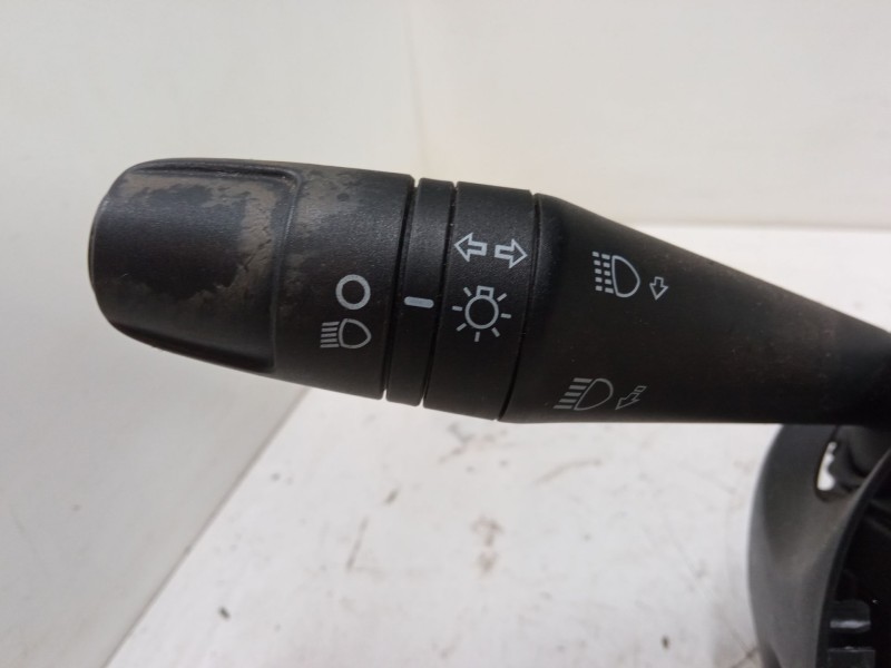 Recambio de mando luces para fiat 500l (351_, 352_) 1.4 (199lyb1b) referencia OEM IAM 28408374  