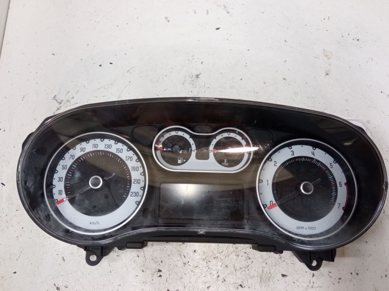 Recambio de cuadro instrumentos para fiat 500l (351_, 352_) 1.4 (199lyb1b) referencia OEM IAM A2C97537500  