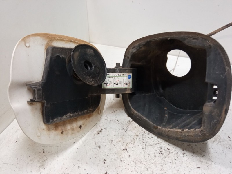 Recambio de tapa exterior combustible para fiat 500l (351_, 352_) 1.4 (199lyb1b) referencia OEM IAM   