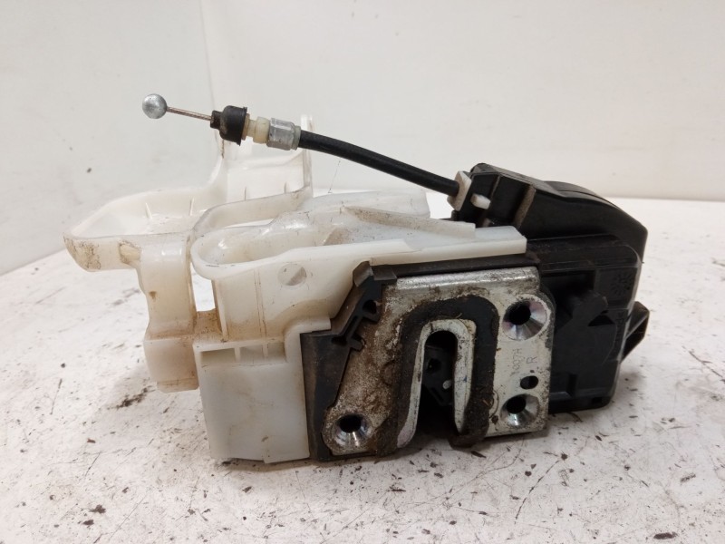 Recambio de cerradura puerta delantera derecha para kia cee´d hatchback (ed) 1.4 referencia OEM IAM   