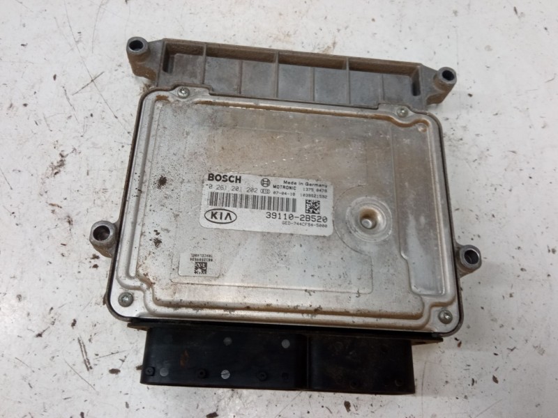 Recambio de centralita motor uce para kia cee´d hatchback (ed) 1.4 referencia OEM IAM 391102B520 0261201202 