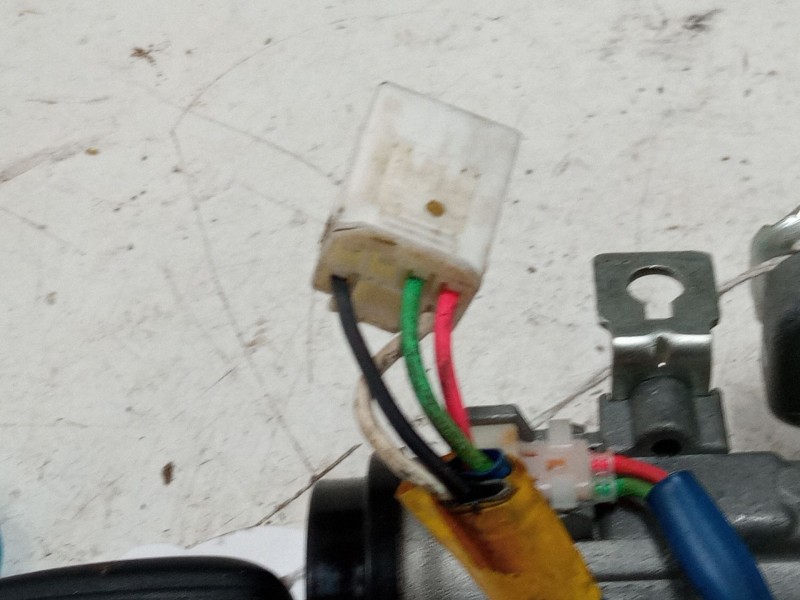 Recambio de clausor para kia cee´d hatchback (ed) 1.4 referencia OEM IAM   