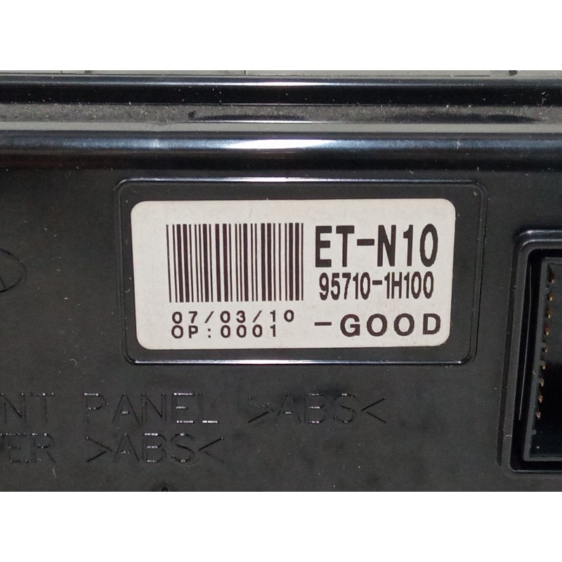 Recambio de pantalla interior reloj para kia cee´d hatchback (ed) 1.4 referencia OEM IAM 957101H100  