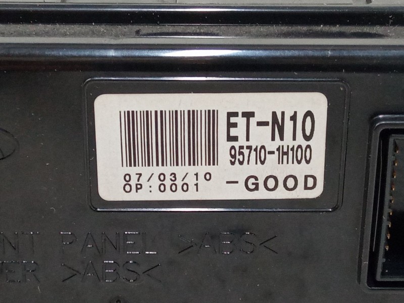 Recambio de pantalla interior reloj para kia cee´d hatchback (ed) 1.4 referencia OEM IAM 957101H100  