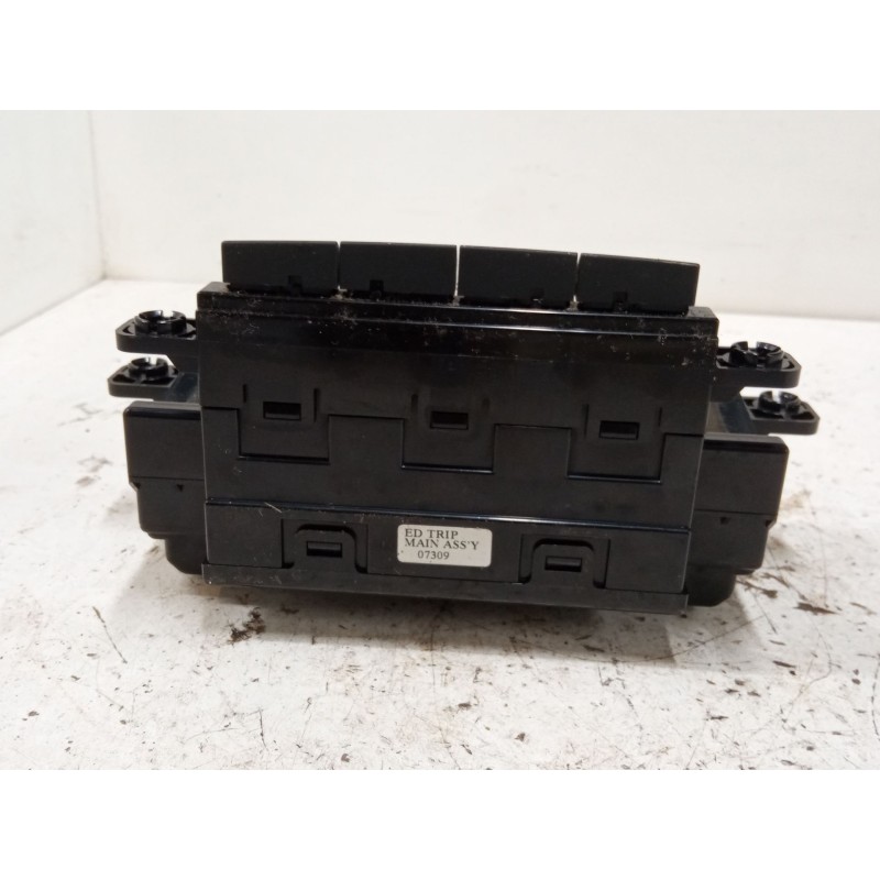 Recambio de pantalla interior reloj para kia cee´d hatchback (ed) 1.4 referencia OEM IAM 957101H100  