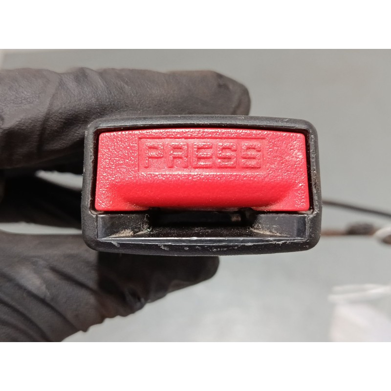 Recambio de anclaje cinturon trasero izquierdo para citroën c4 picasso i monospace (ud_) 1.6 hdi 110 referencia OEM IAM   