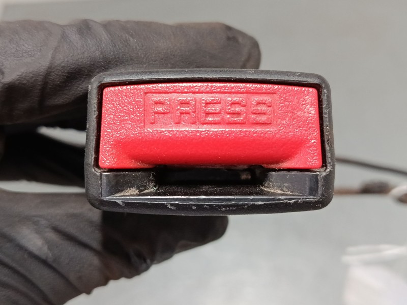 Recambio de anclaje cinturon trasero izquierdo para citroën c4 picasso i monospace (ud_) 1.6 hdi 110 referencia OEM IAM   