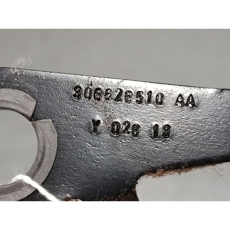 Recambio de anclaje cinturon trasero izquierdo para citroën c4 picasso i monospace (ud_) 1.6 hdi 110 referencia OEM IAM   