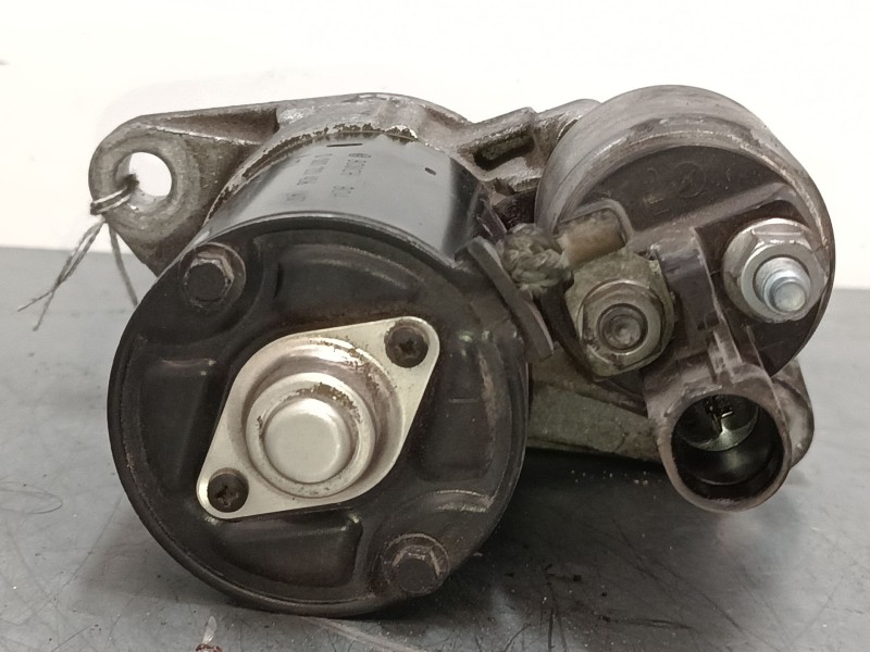 Recambio de motor arranque para volkswagen polo iv (9n_, 9a_) 1.4 16v referencia OEM IAM 0001120406  